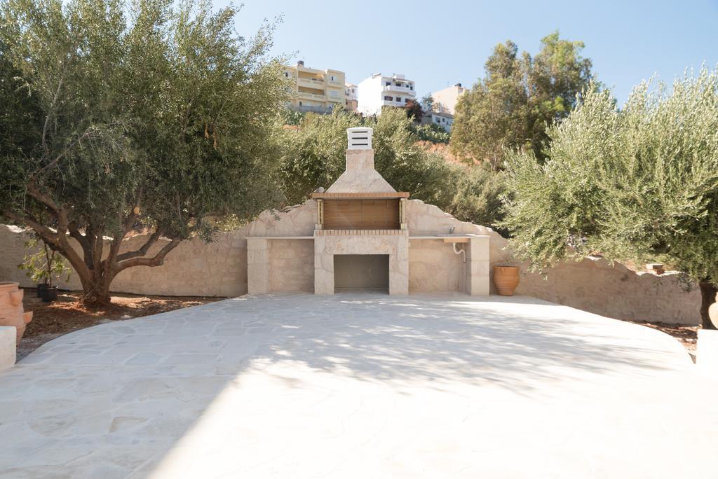 Elounda Sea Suites Exterior photo